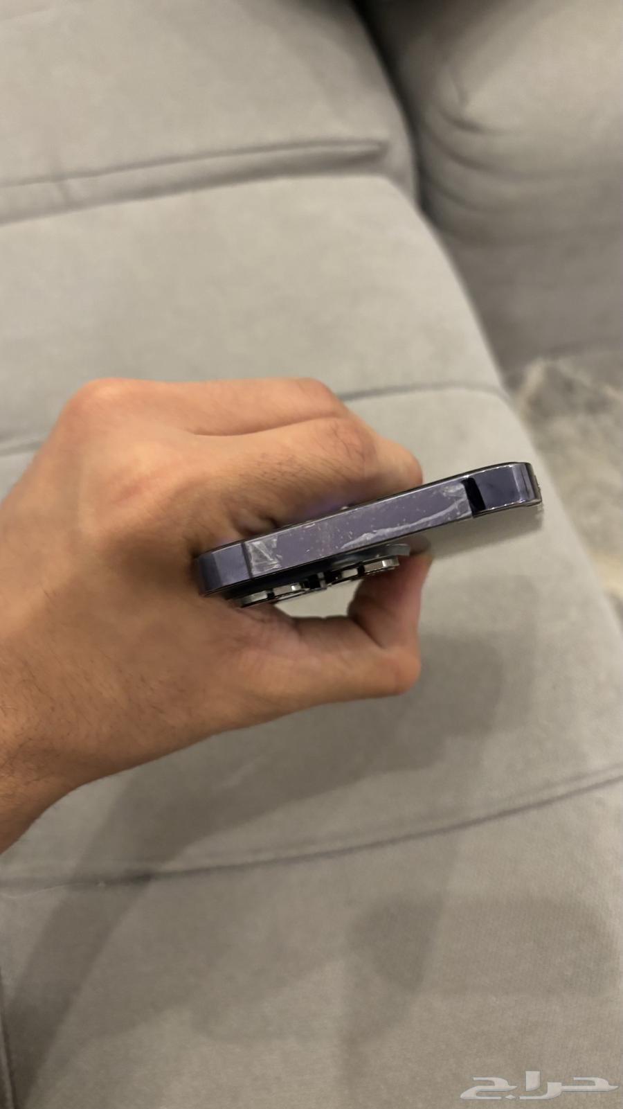 ايفون 1464376124715777114