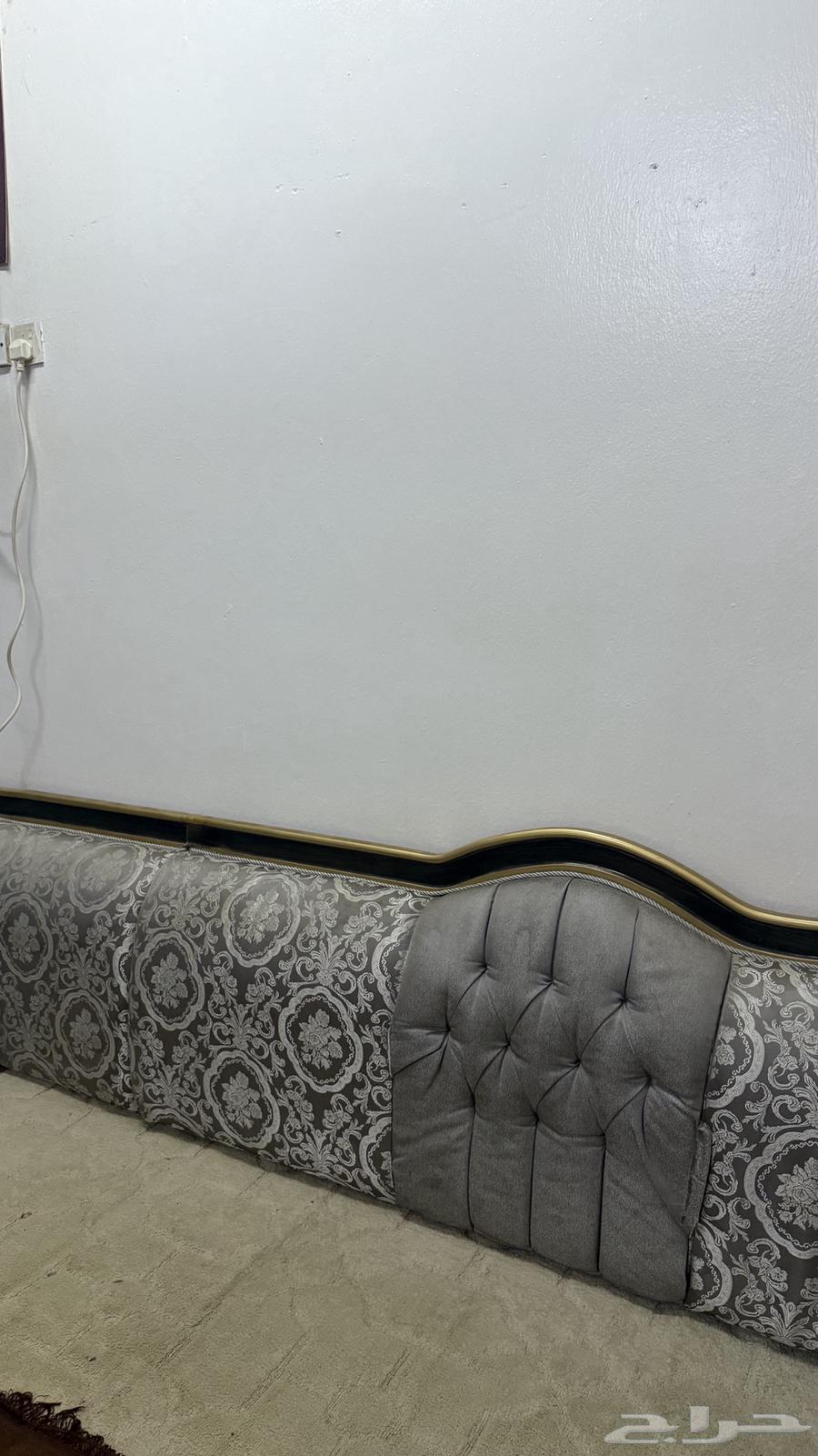 مجلس جديد مافيه شي ولا اي شي نضيف وجديد64372594285697114