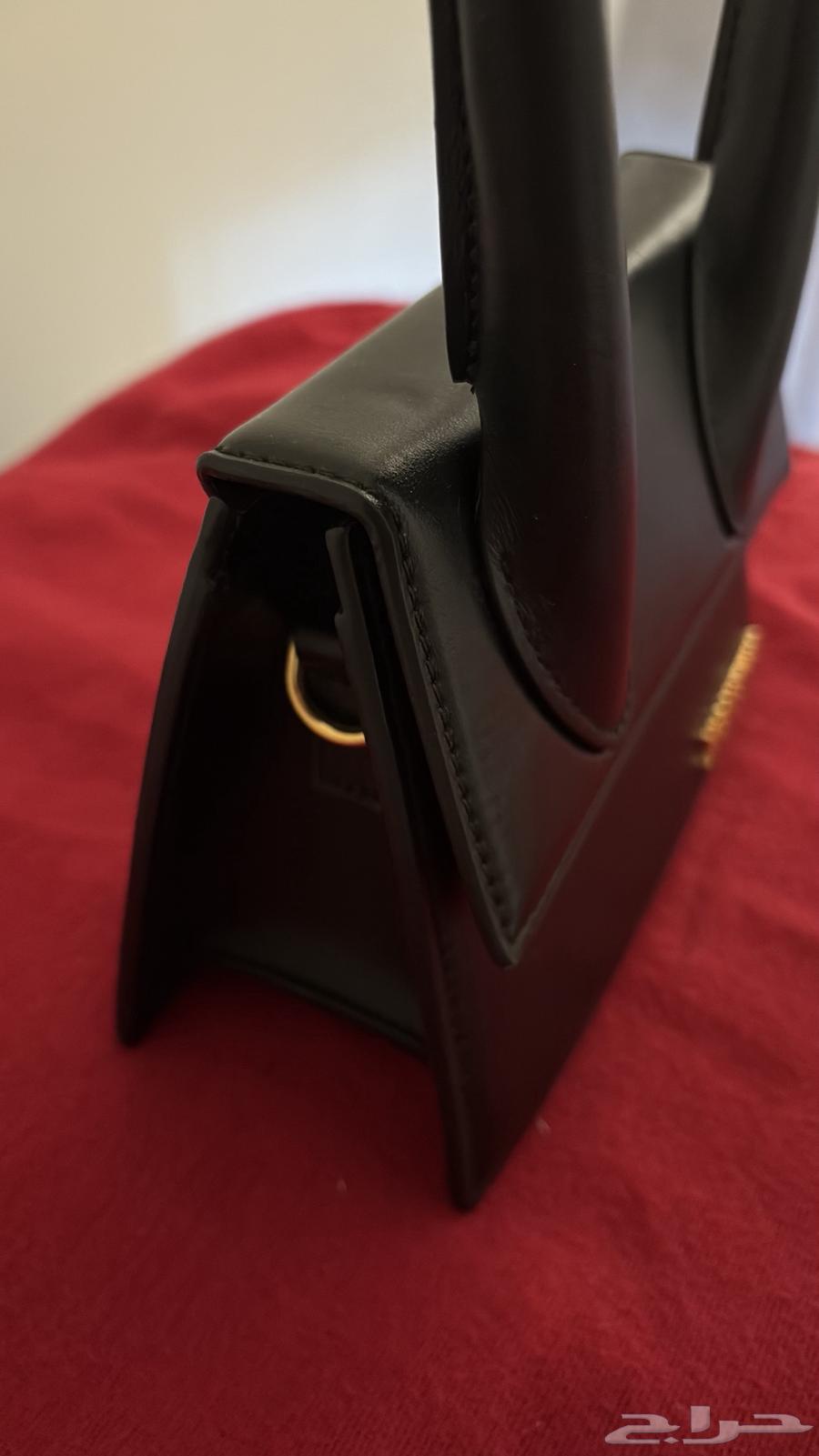 ماركه جاكموس اصليه   حجم وسط لون اسود64366497960834111