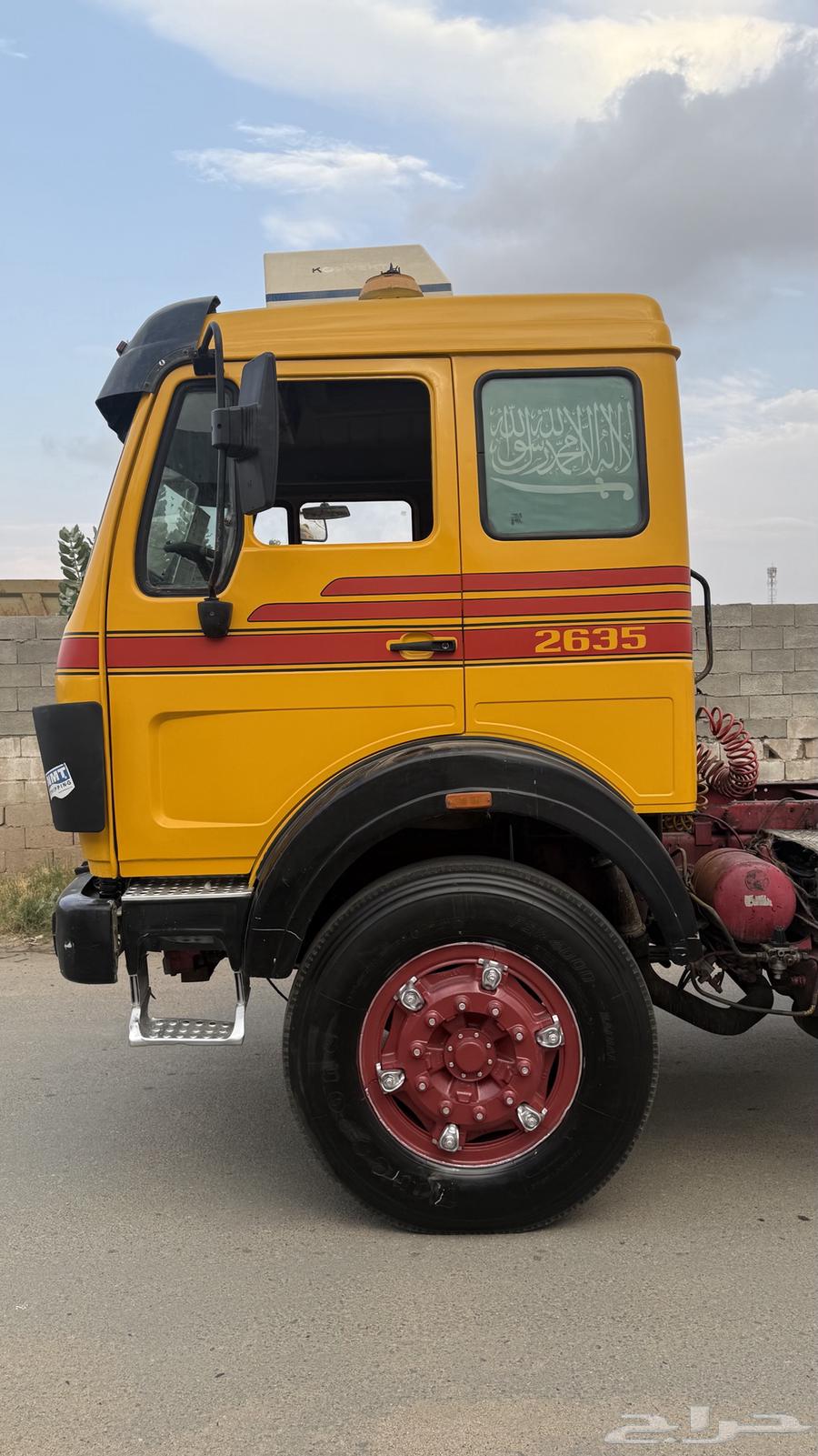 للبيع راس سكس البي 1990 - 263564510493183490114