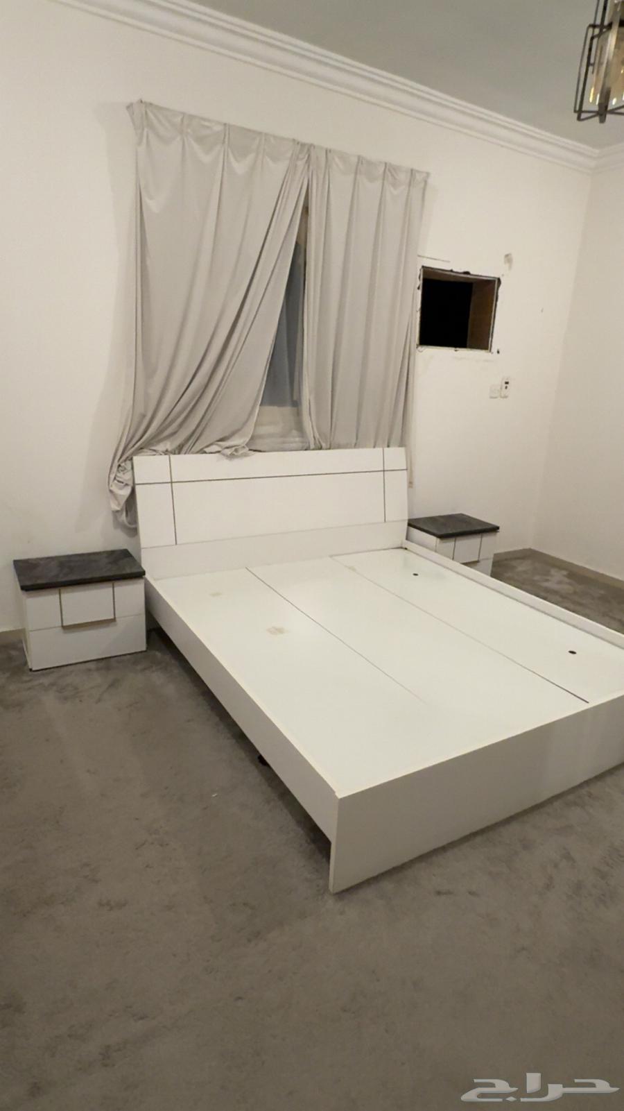 غرفة نوم مودرن نظيفة للبيع64369733047171110