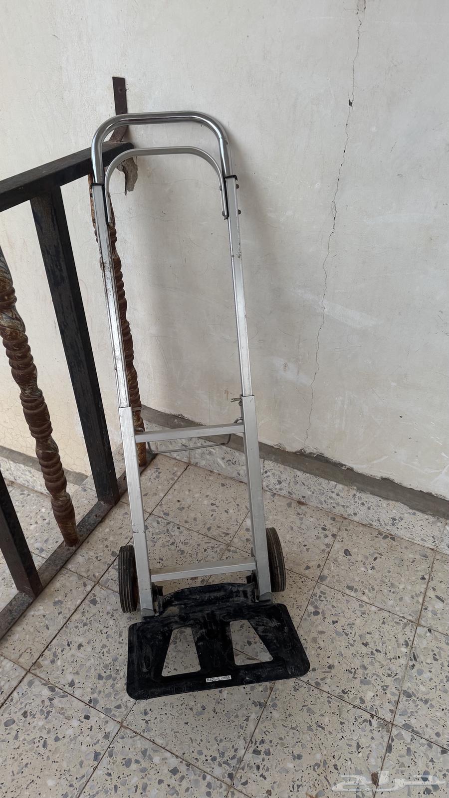 حاملة اثقال او غاز ممتازة وقوية جدا  وبحالة جيدة64374230094721110