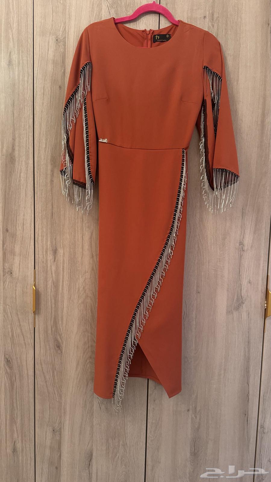 فساتين لبسة وحدة ابي فالواحد ب15064364365410563112