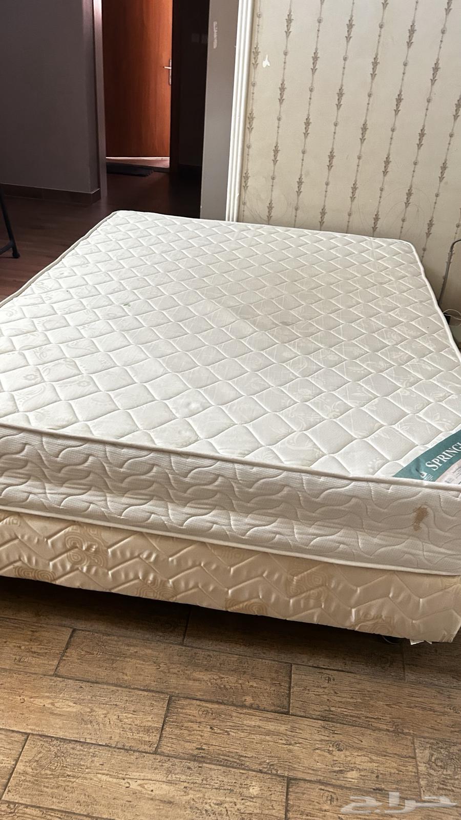 مرتبة وقاعده سرير من سليب هاي64366938276482114