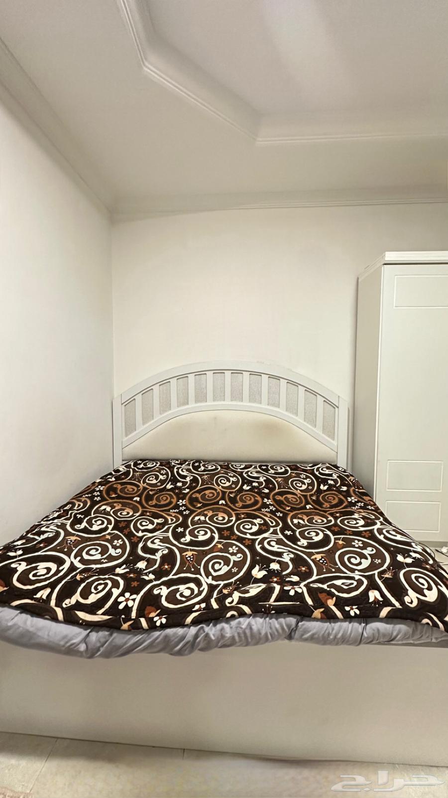 سرير نفرين خشب ابيض ب30064367873118339110