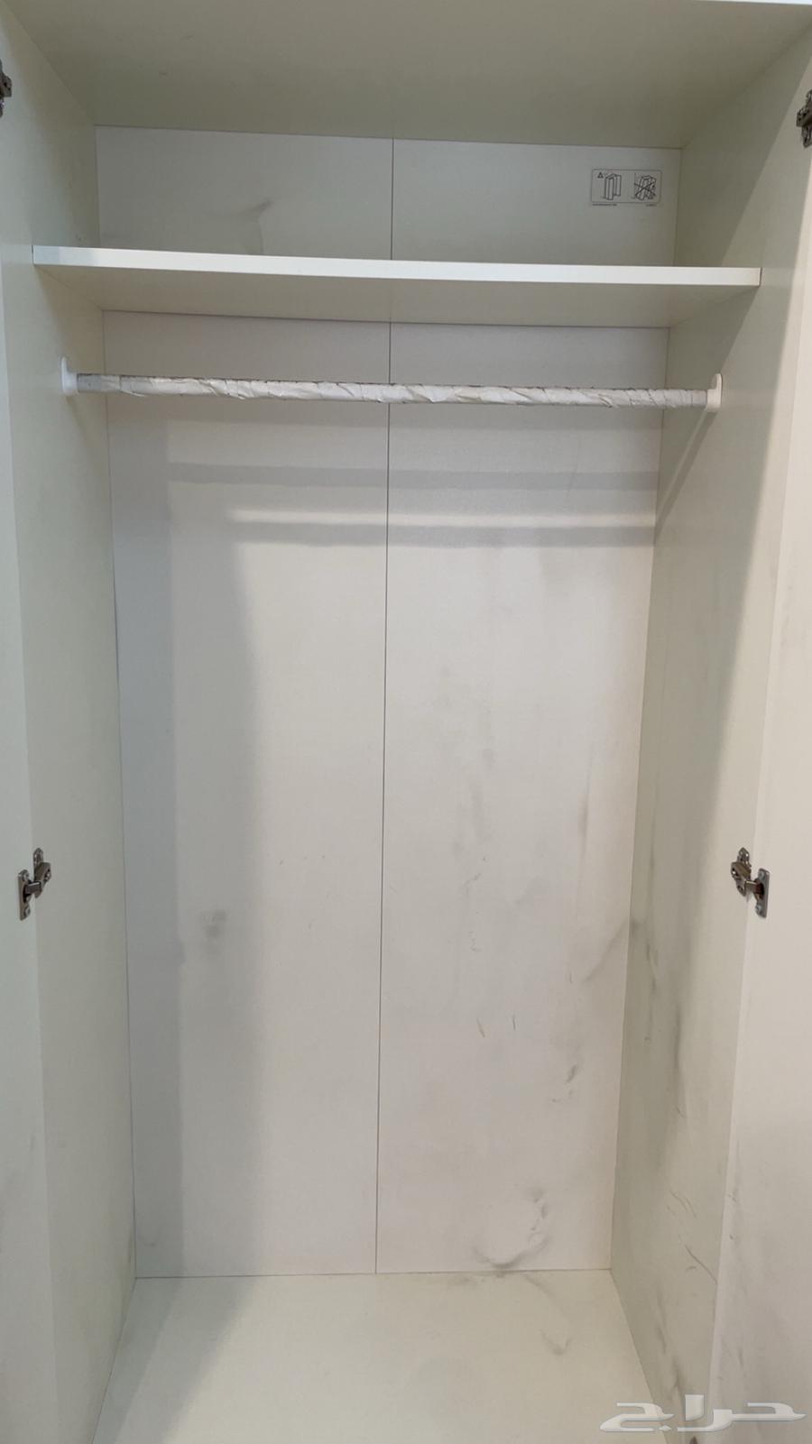 دولاب من ايكيا وسرير64272678388097112