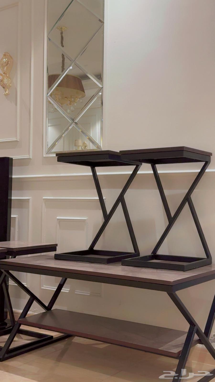 طاولة ضيافة مع 4 خدمة64372755483650111