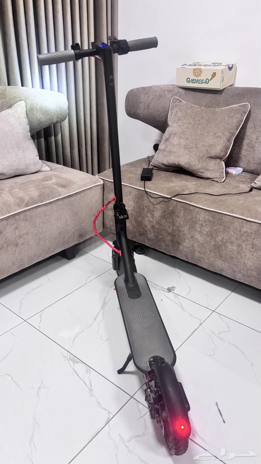 Clean scooter used for two weeks64376539868161114