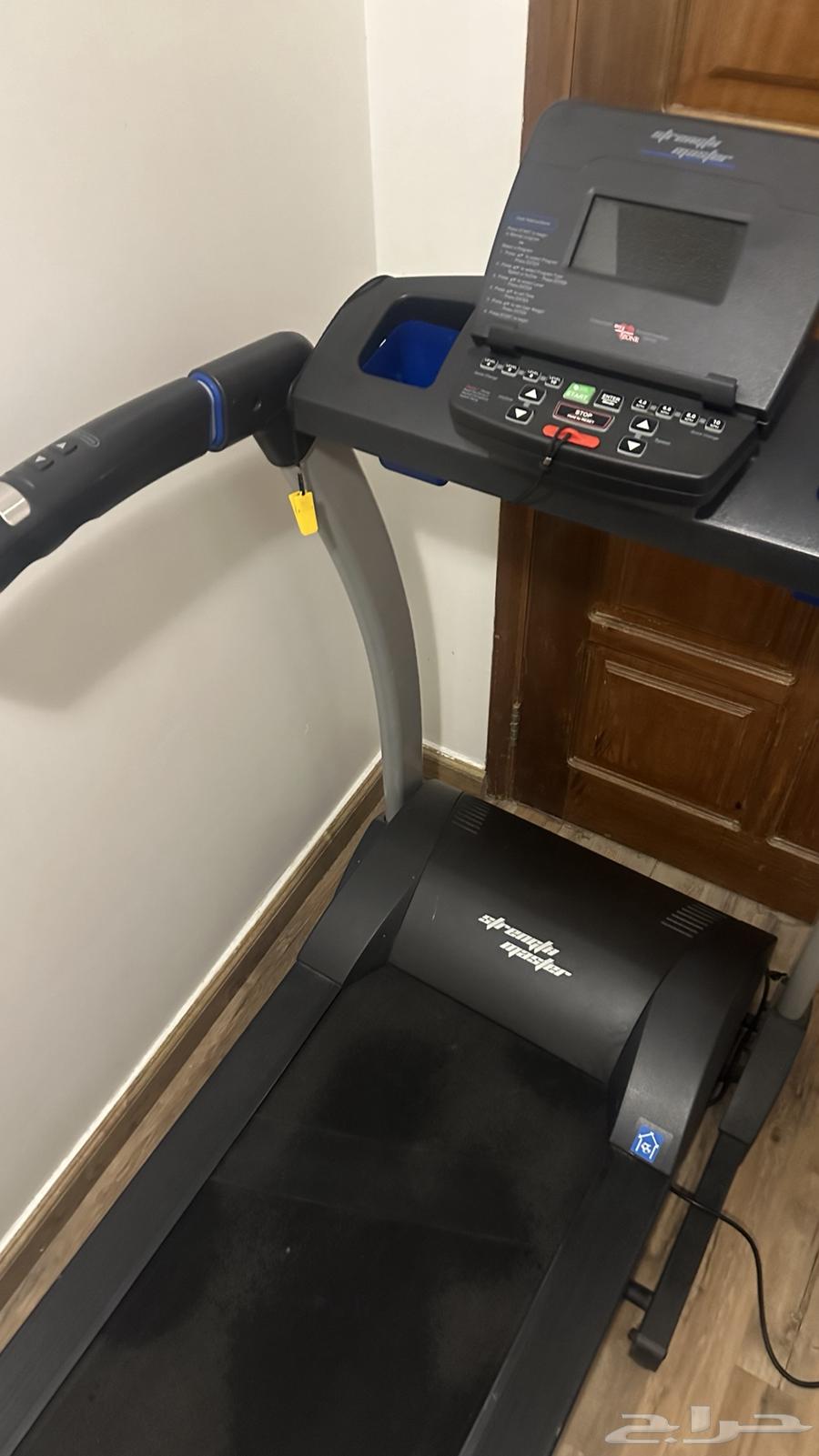 Treadmill64371263759107112