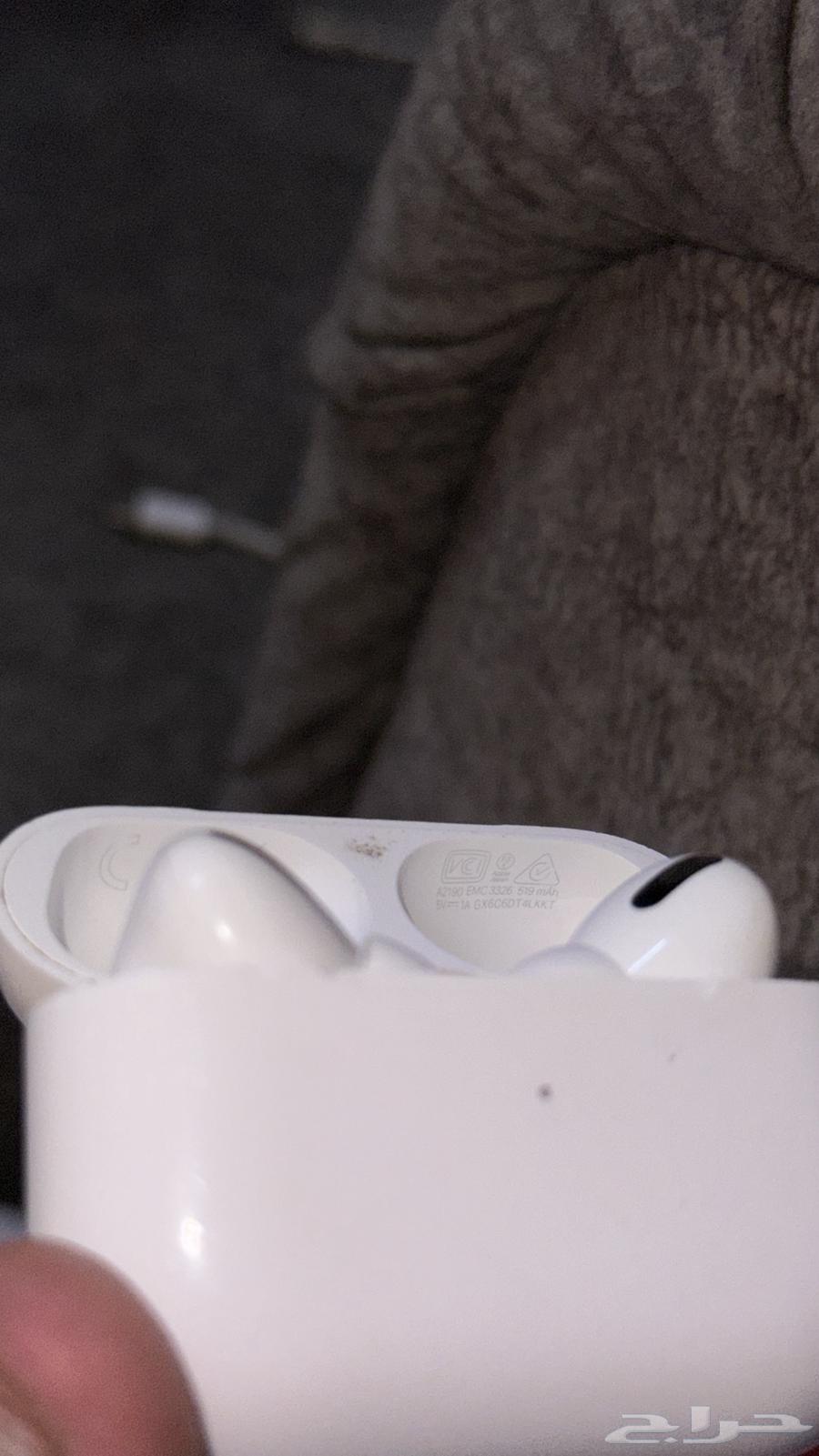 سماعة ايربودز برو نظيفه جدا64369776780803112