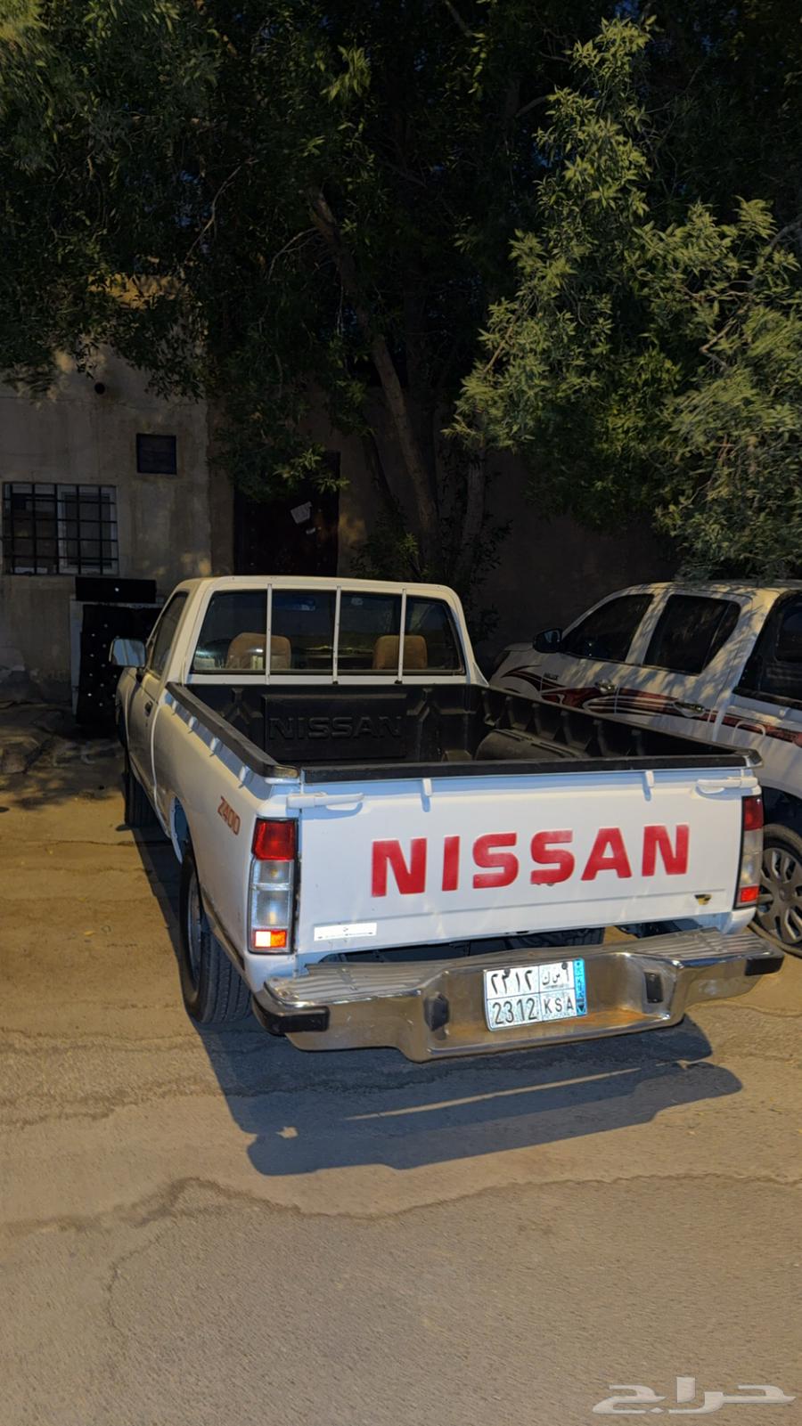 نيسان ددسن 200364517406196867111