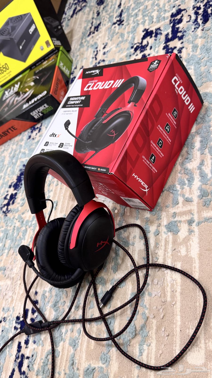 PC build with gaming monitor and HyperX Cloud III headset64368426715139113