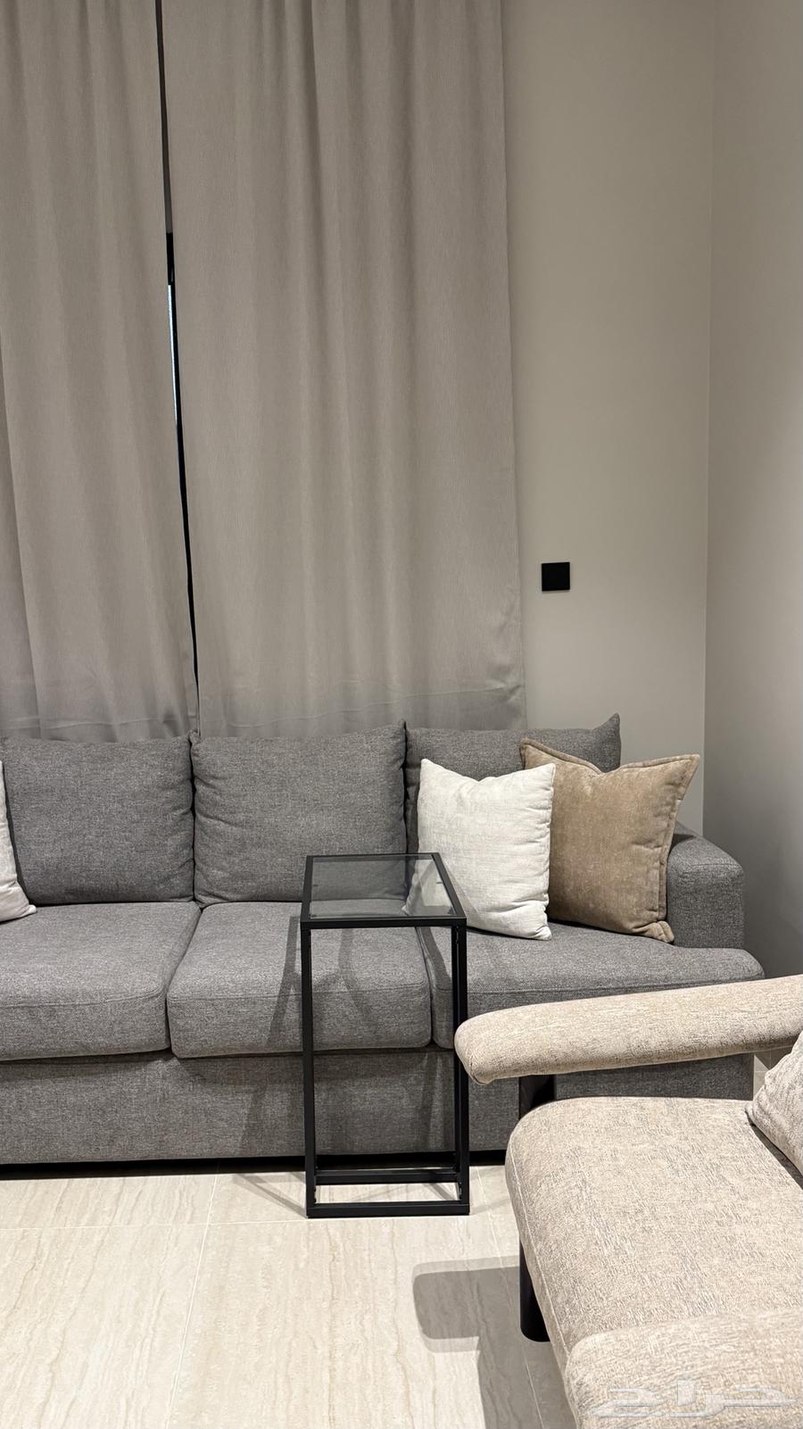 Gray sofa L64367158230017112