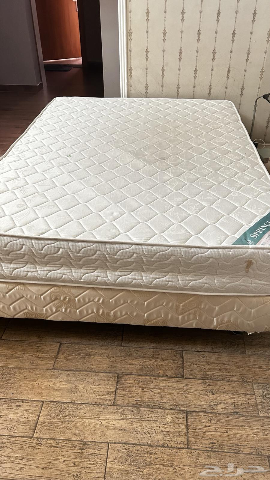 مرتبة وقاعده سرير من سليب هاي64366938276482110