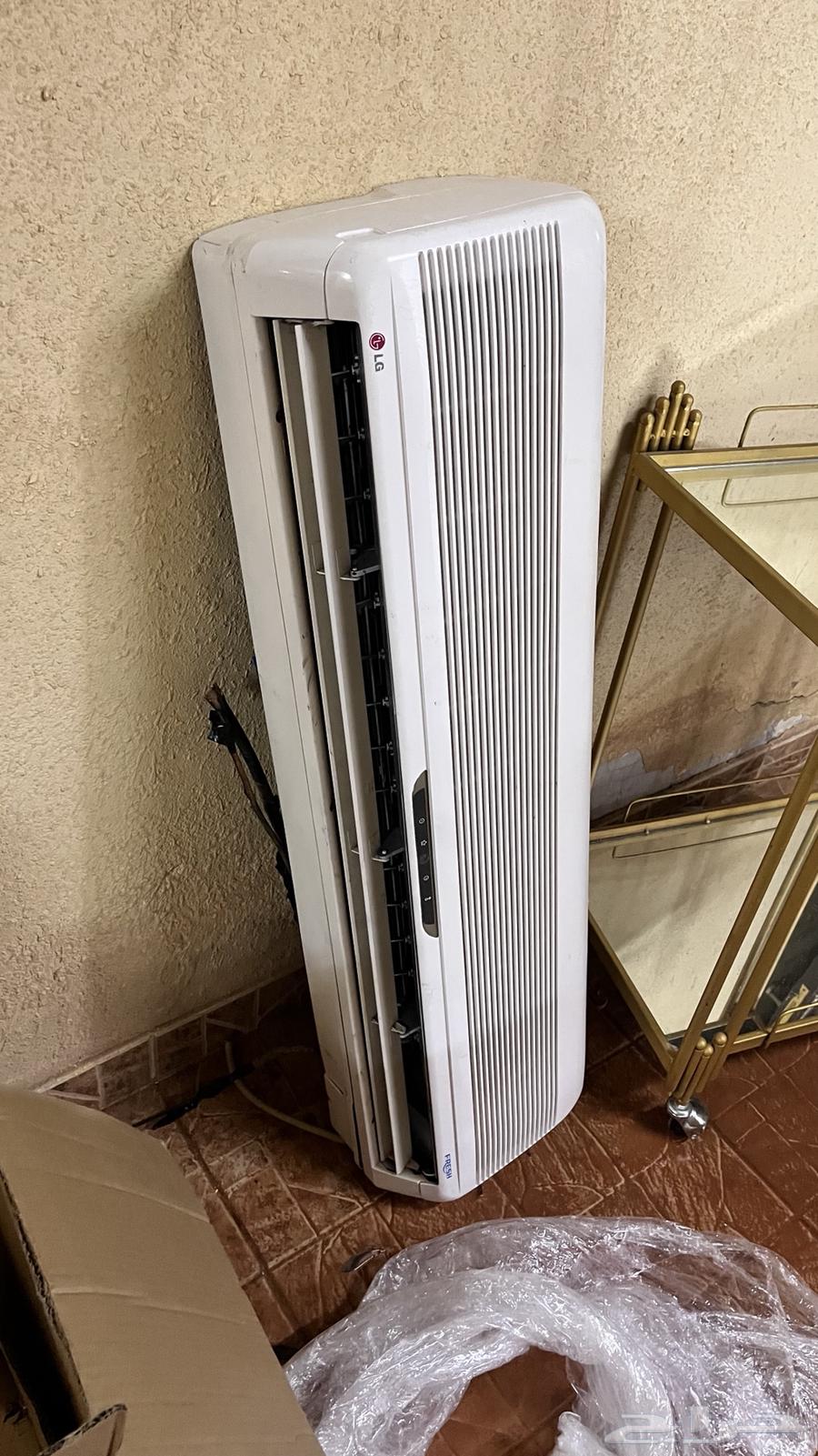 مكيف LG مستعمل نضيف البيع على السوم البيع مستعجل64376509968386113