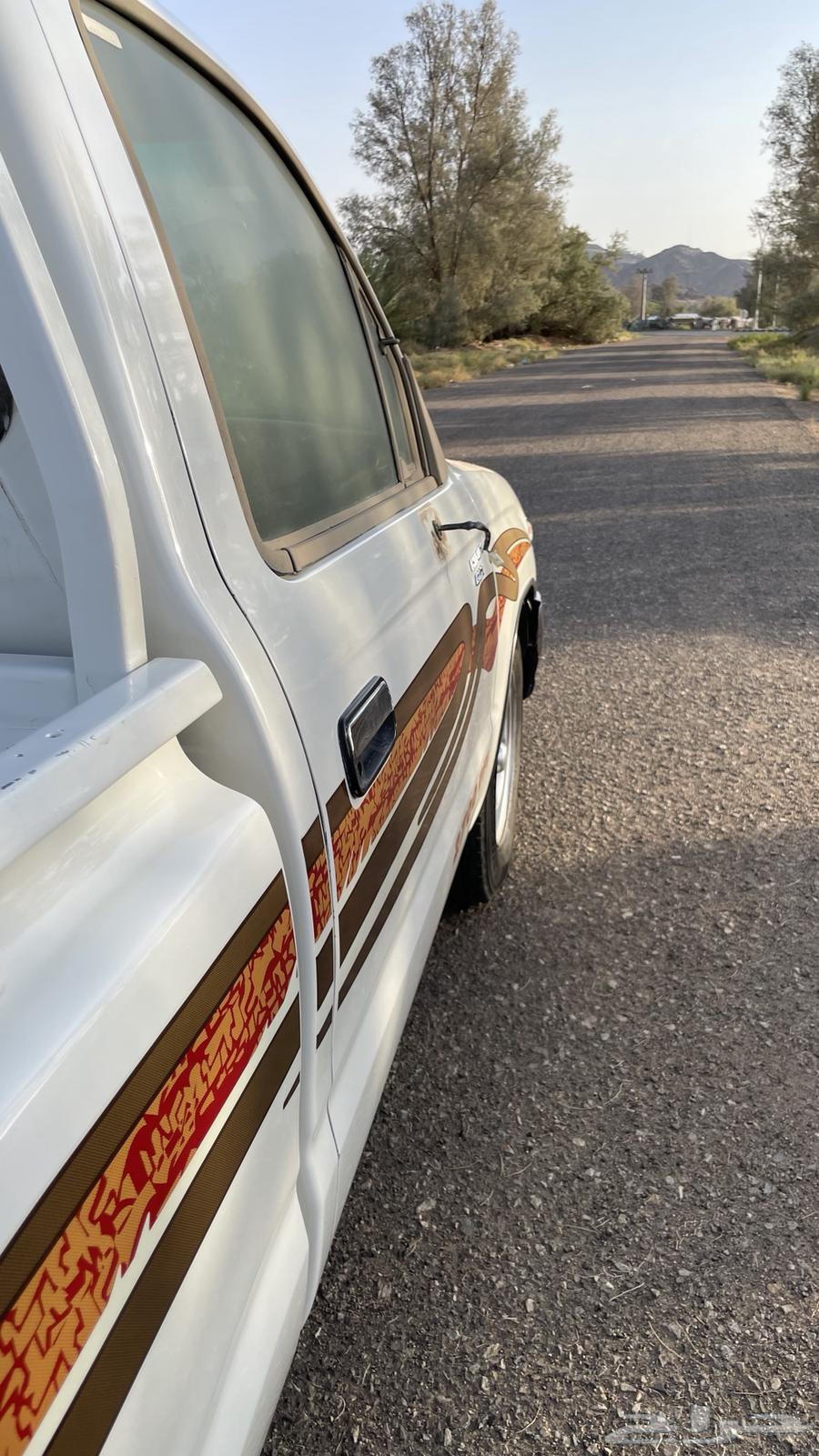 HiLux Model 200364508887624065114