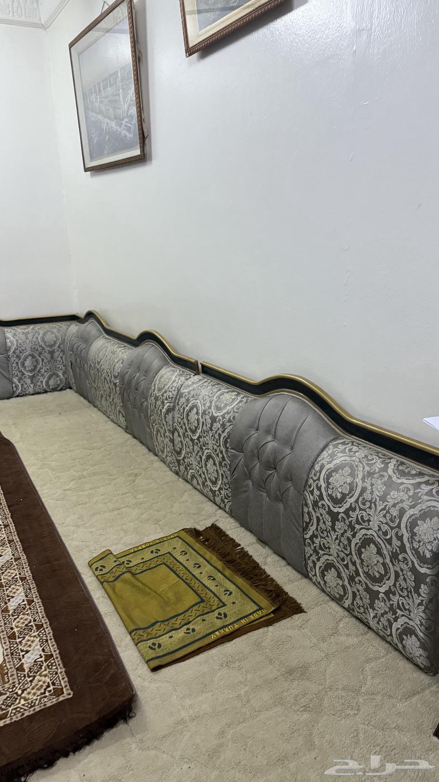 مجلس جديد مافيه شي ولا اي شي نضيف وجديد64372594285697111