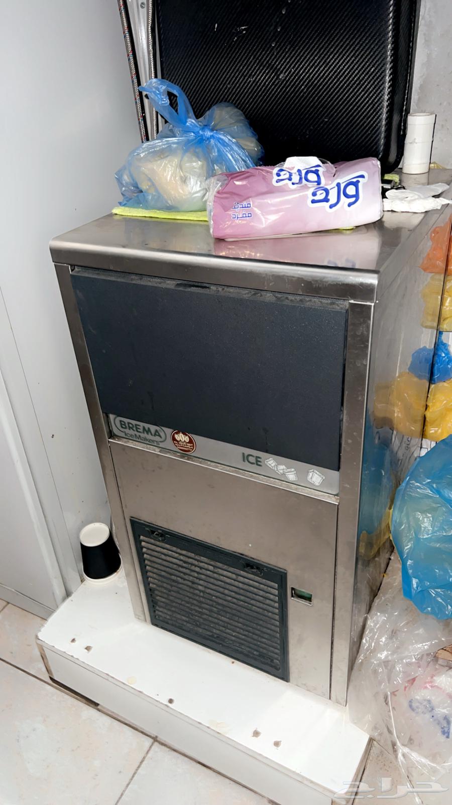 الغراض كوفي جديده ستخدام 6 شهور فقط من شركات جدا ممتازه64372052953219114