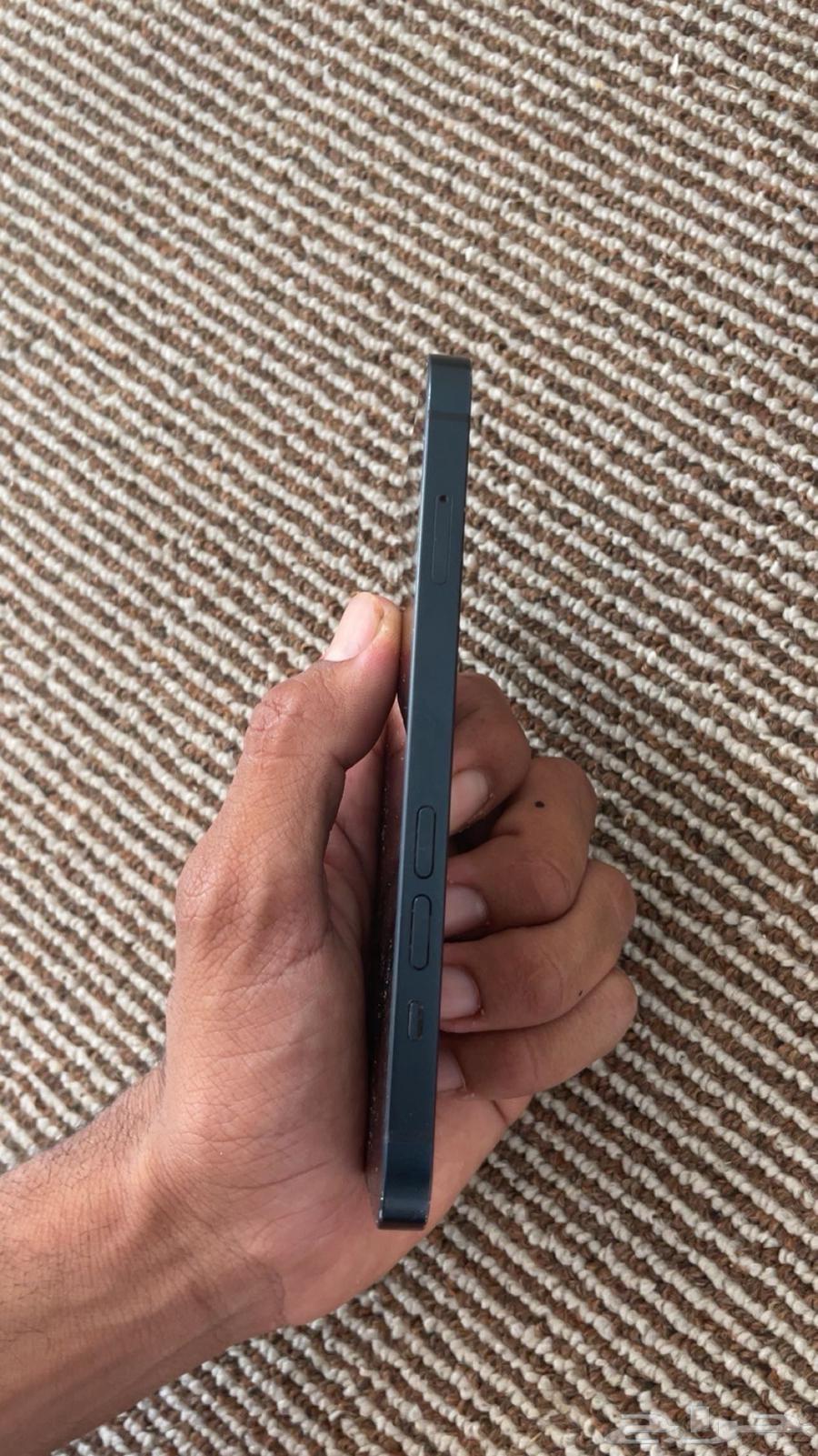 ايفون 1364369455001858112