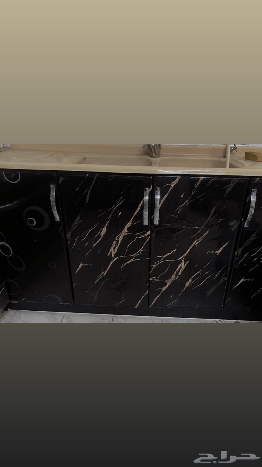 دولاب مطبخ نظيف حرفL64364365213826111