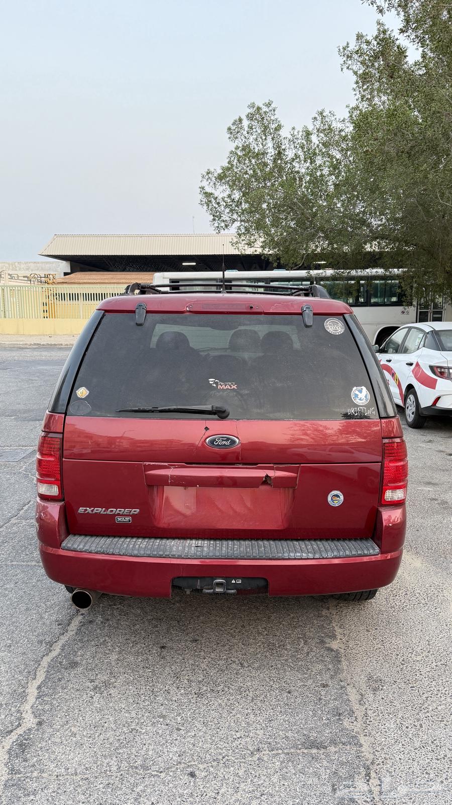 فورد إكسبلورر 2004 كل شيء بحالة جيدة64518732975875114