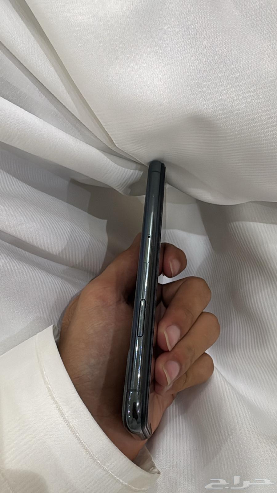 ايفون 11 برو السعه 25664375572274689111