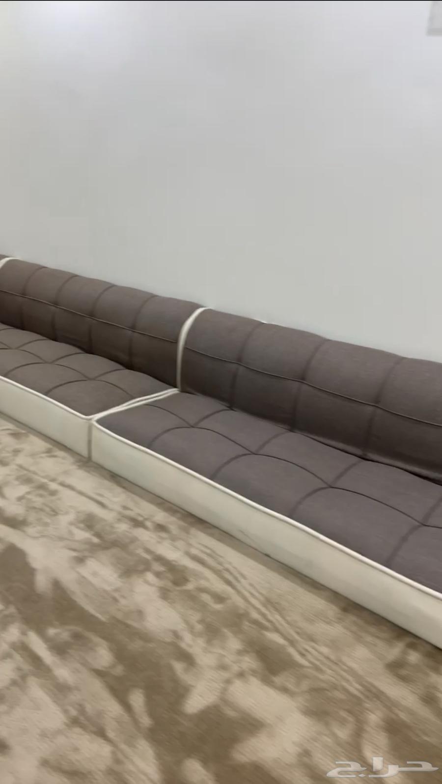 كنب للبيع64375991330945111