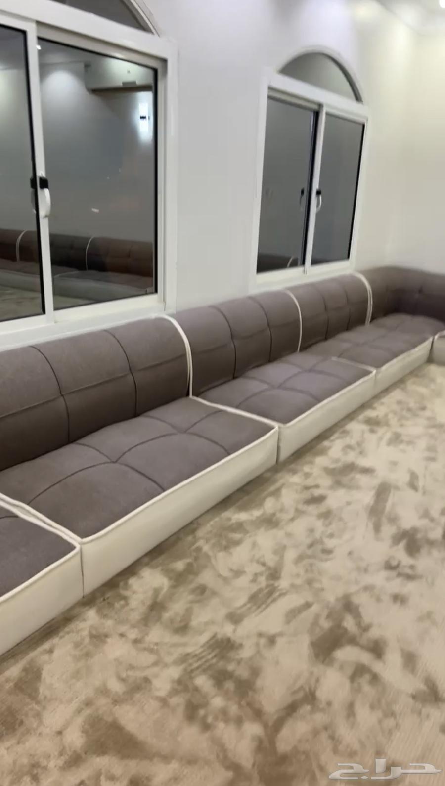 كنب للبيع64375991330945110