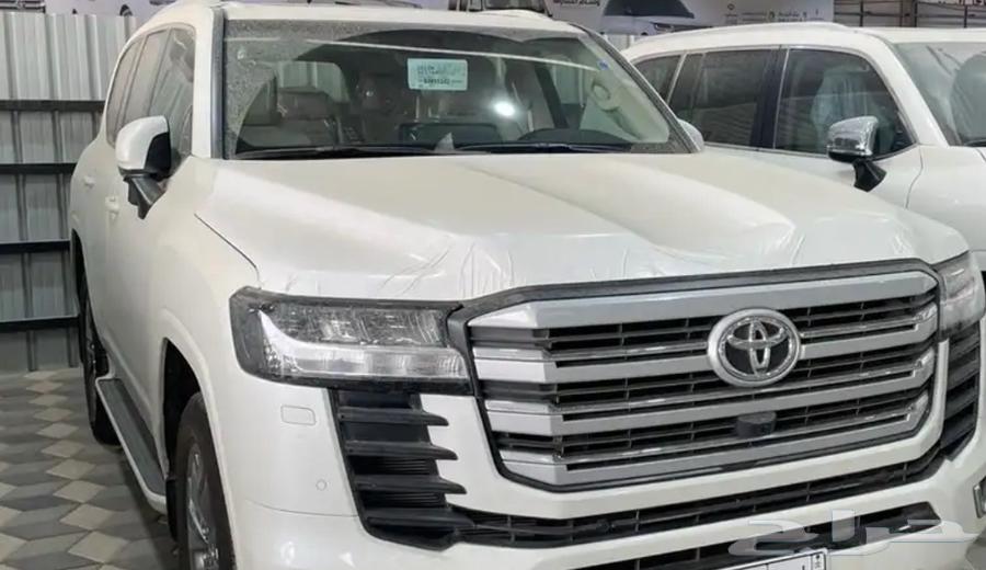 لاند كروزر الموديل 24ال 4 بحالة الوكاله ماشي6000 فقط سعودي64414926999298114