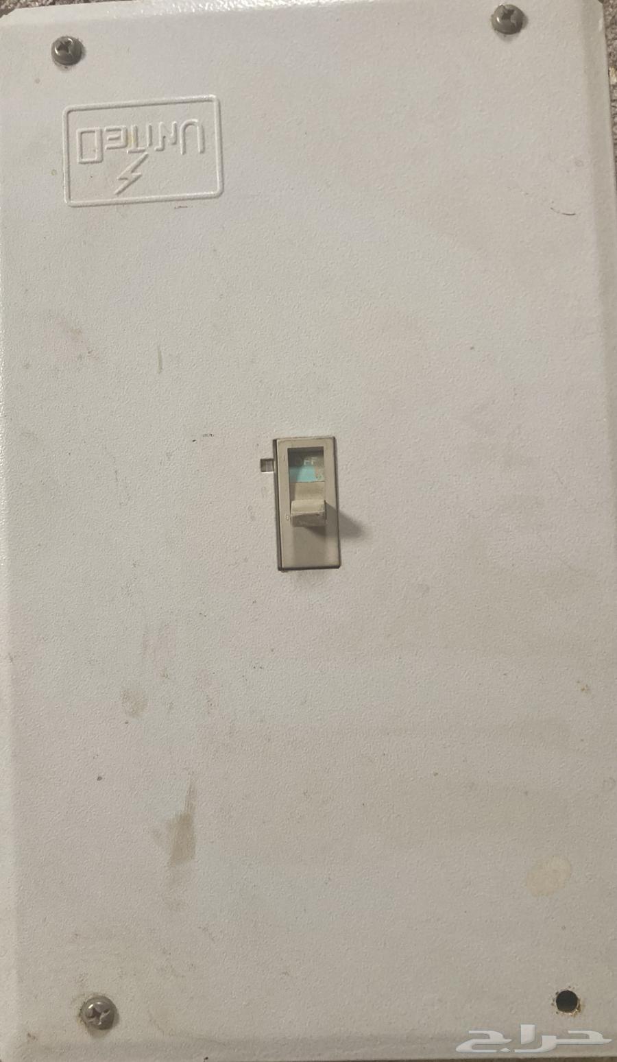 قطع رئيسي 100. أمبير سكين مع العلبه64511506482818110