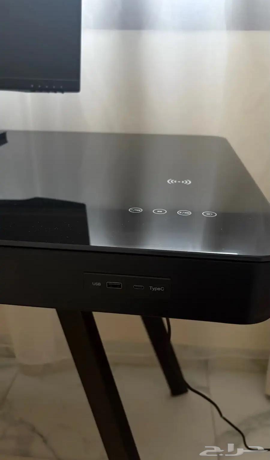 طاوله للبيع64374846845953112