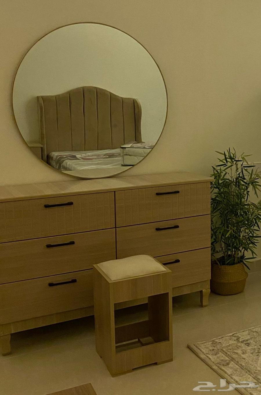 غرفة نوم نفر ونص. شبة جديدة64376930113026111