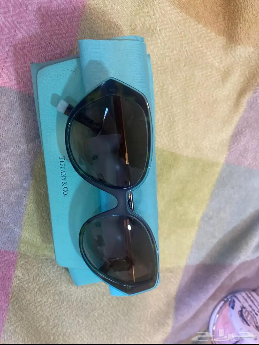 نظارات شمسيه ماركه في حاله ممتازه اخت الجديده64376318807938111