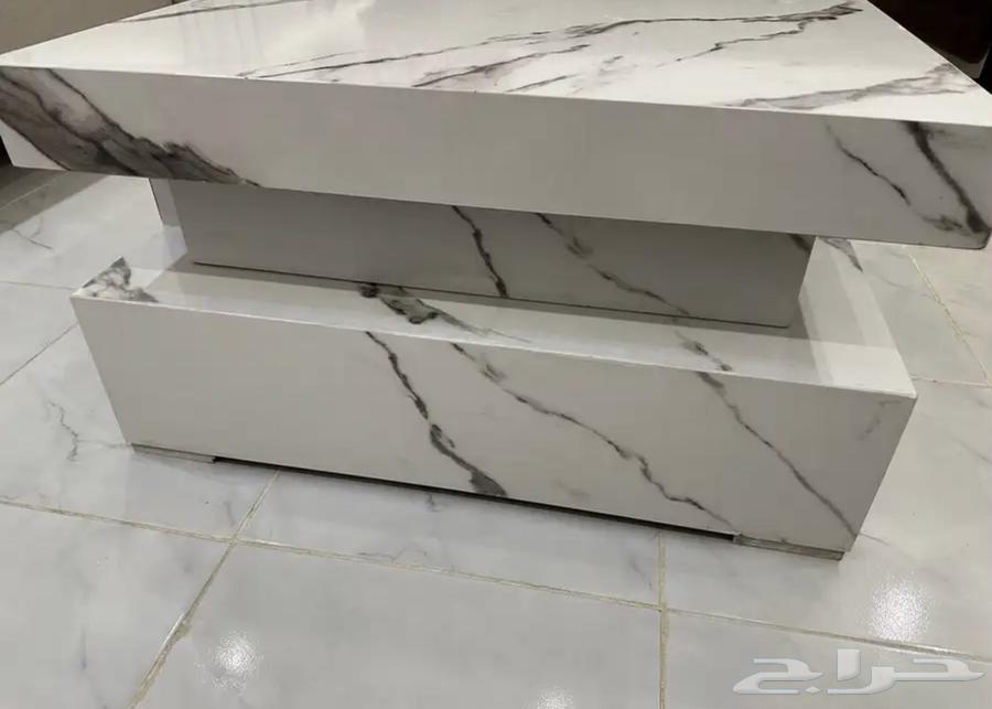 طاولة كنب64372989888130112