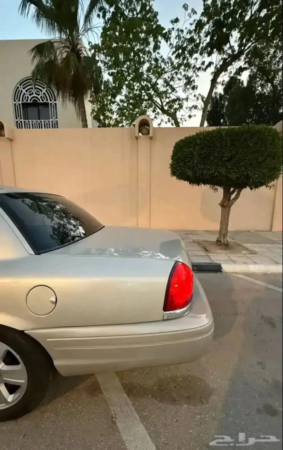 فورد كراون فكتوريا 2012 ممشى قليل64510380592003111