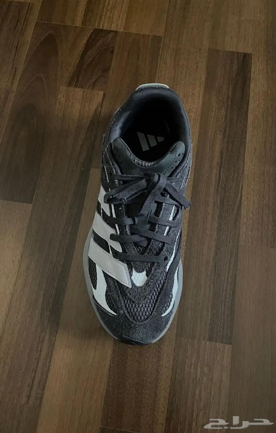 Lightblaze حذاء اديداس64374510288385112