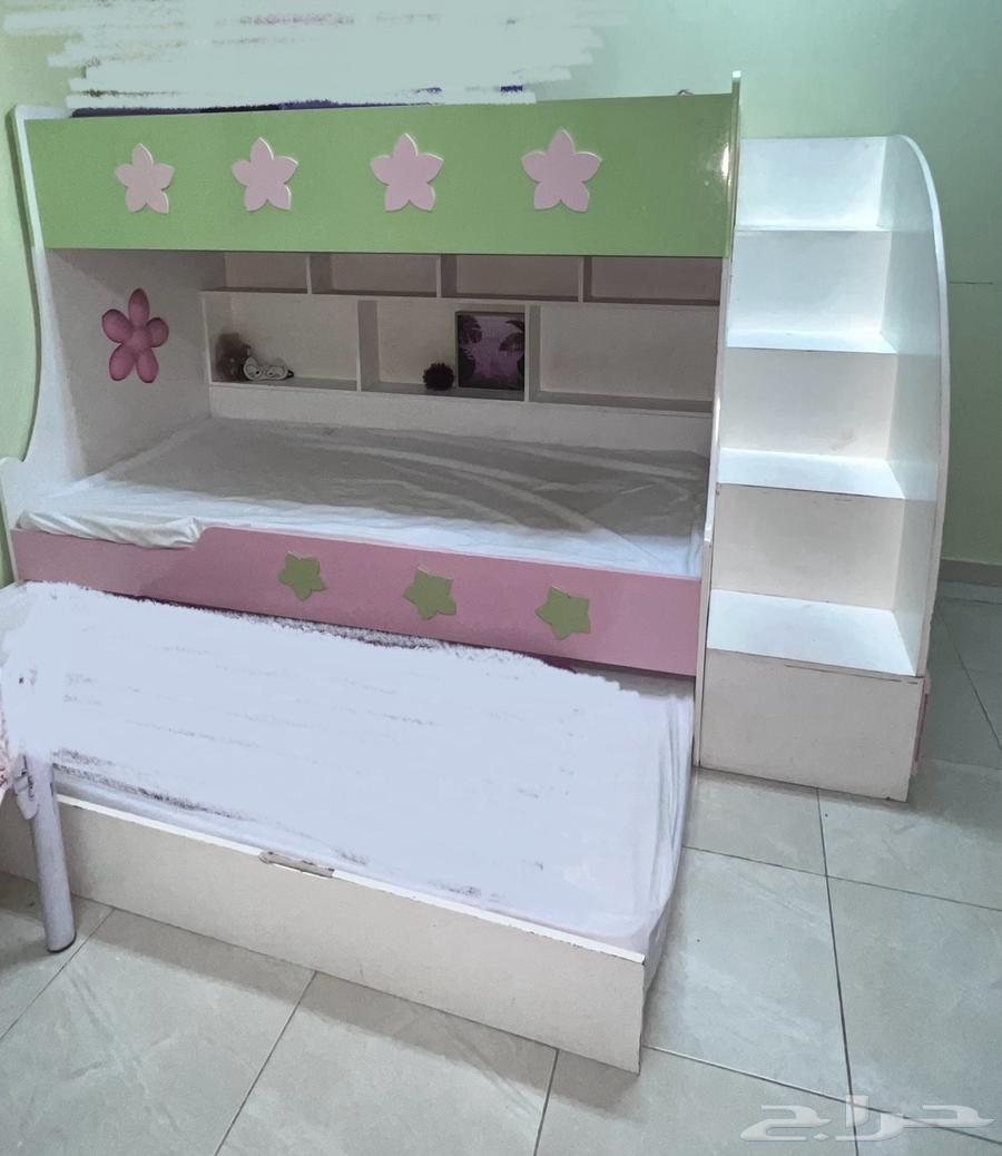 سرير طابقين ودرج64365923767553110