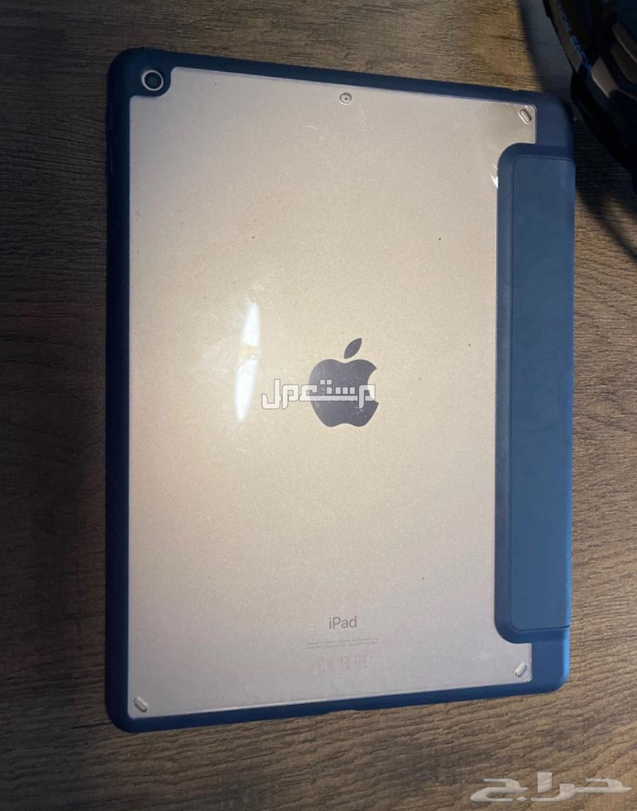 iPad 8th generation 32GB, clean usage64373846645634111