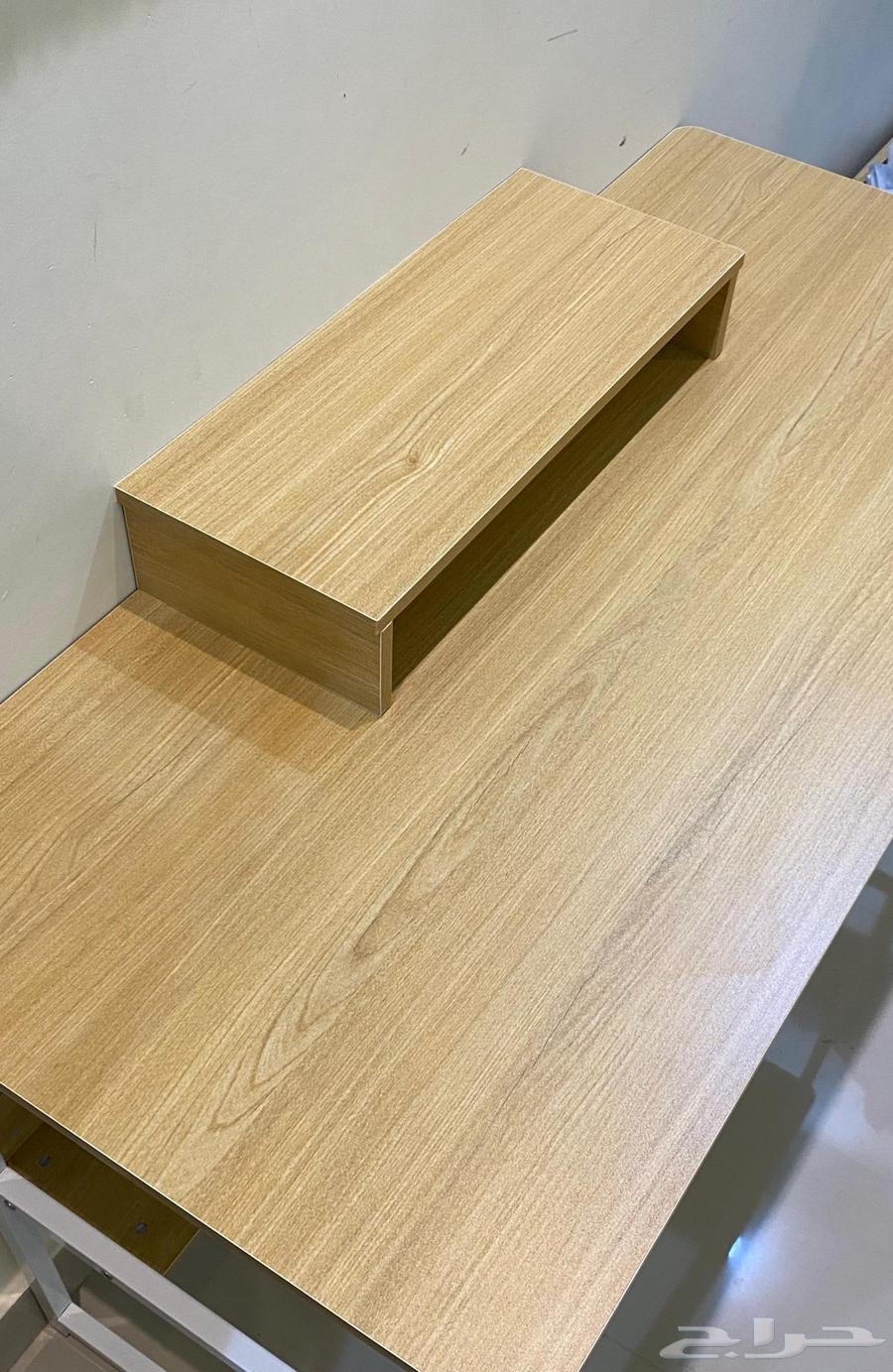 طاوله للبيع64375617943683111