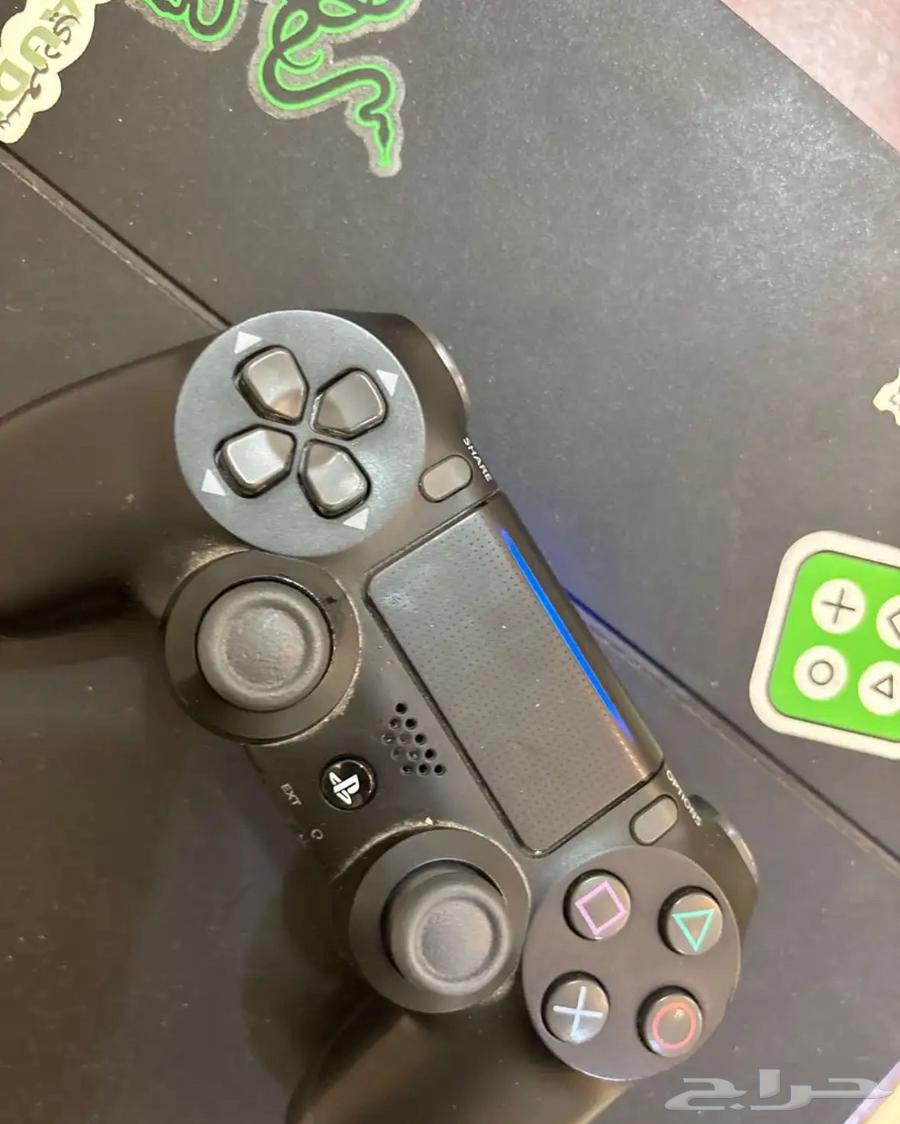 Sony PS4 for sale version 12.02, and I can update it to the latest for you64367595944323111