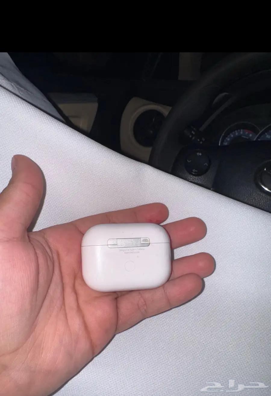سماعه ابل برو الإصدار الثاني64369242410626112