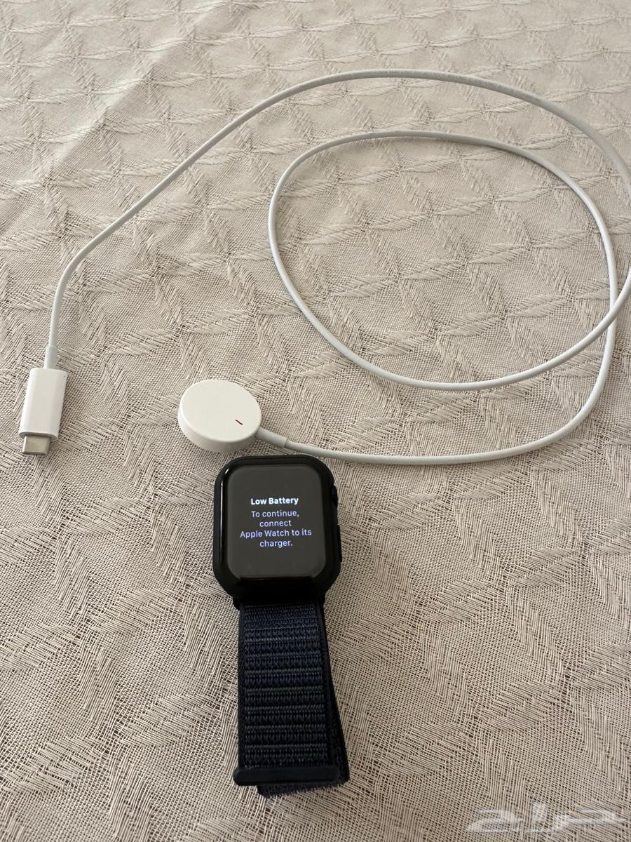 ساعه ابل64370352064259111