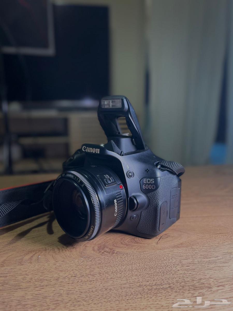 كاميرا كانون واضاءة64376660096258111