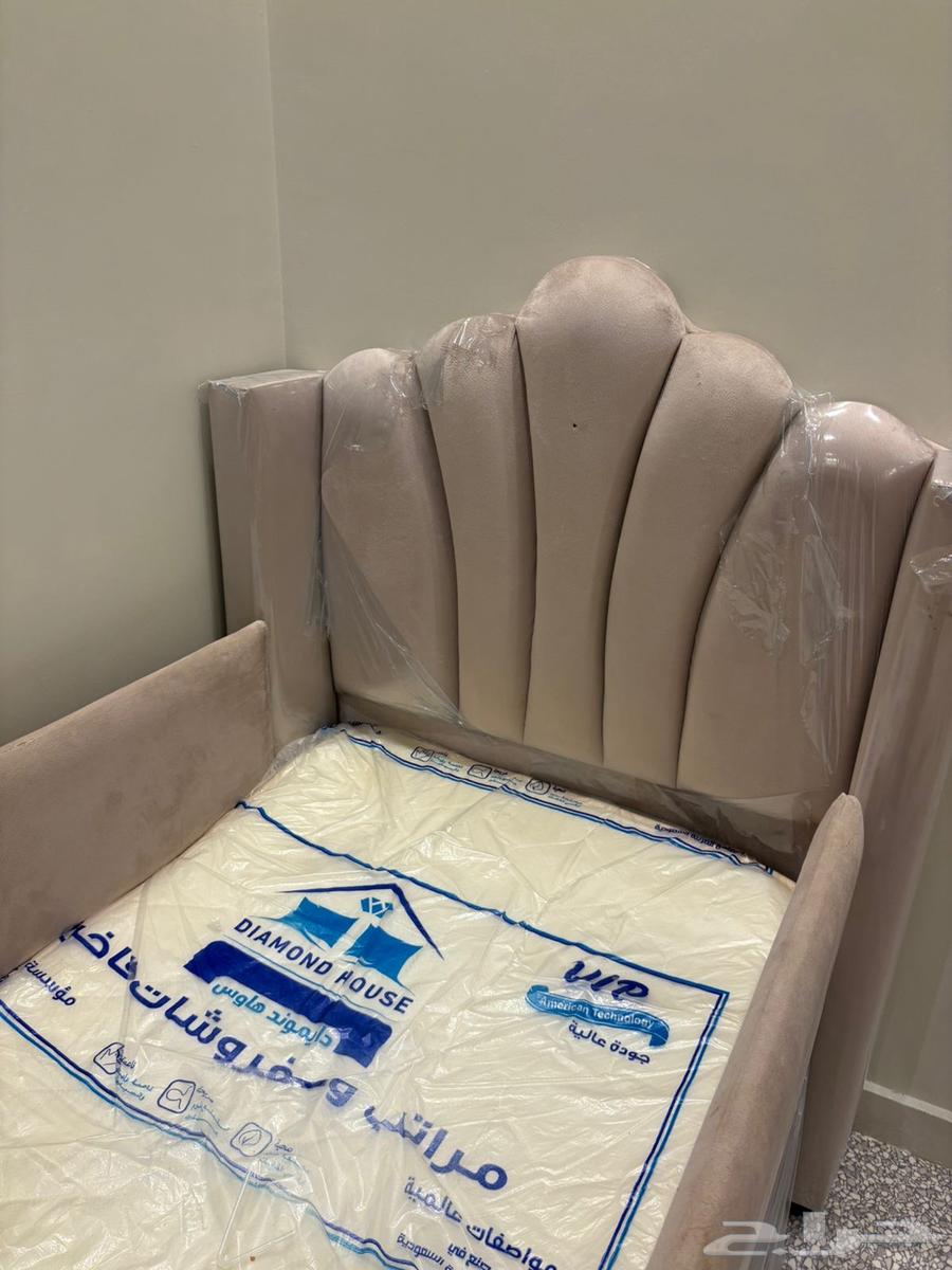 سرير أطفال جديد استخدام بسيط البيع مستعجل64363532287490111