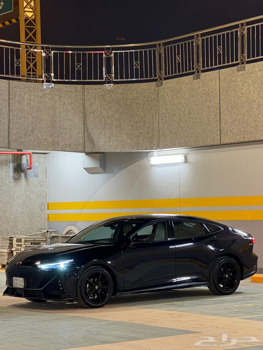 شانجان يوني في 202364513074987522113