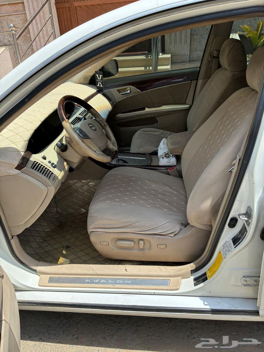 Avalon 2008 Limited with new tires and battery, one owner64515584239363113