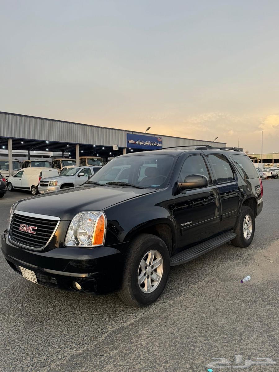 2010 GMC Yukon Double64516510755457111