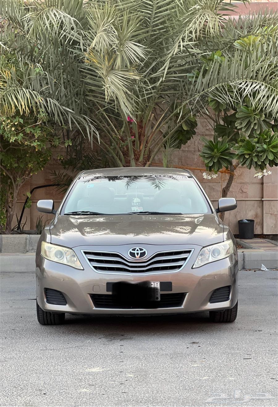 كامري 2011 مخزن ممشى قليل مستخدم اول64517477021443110