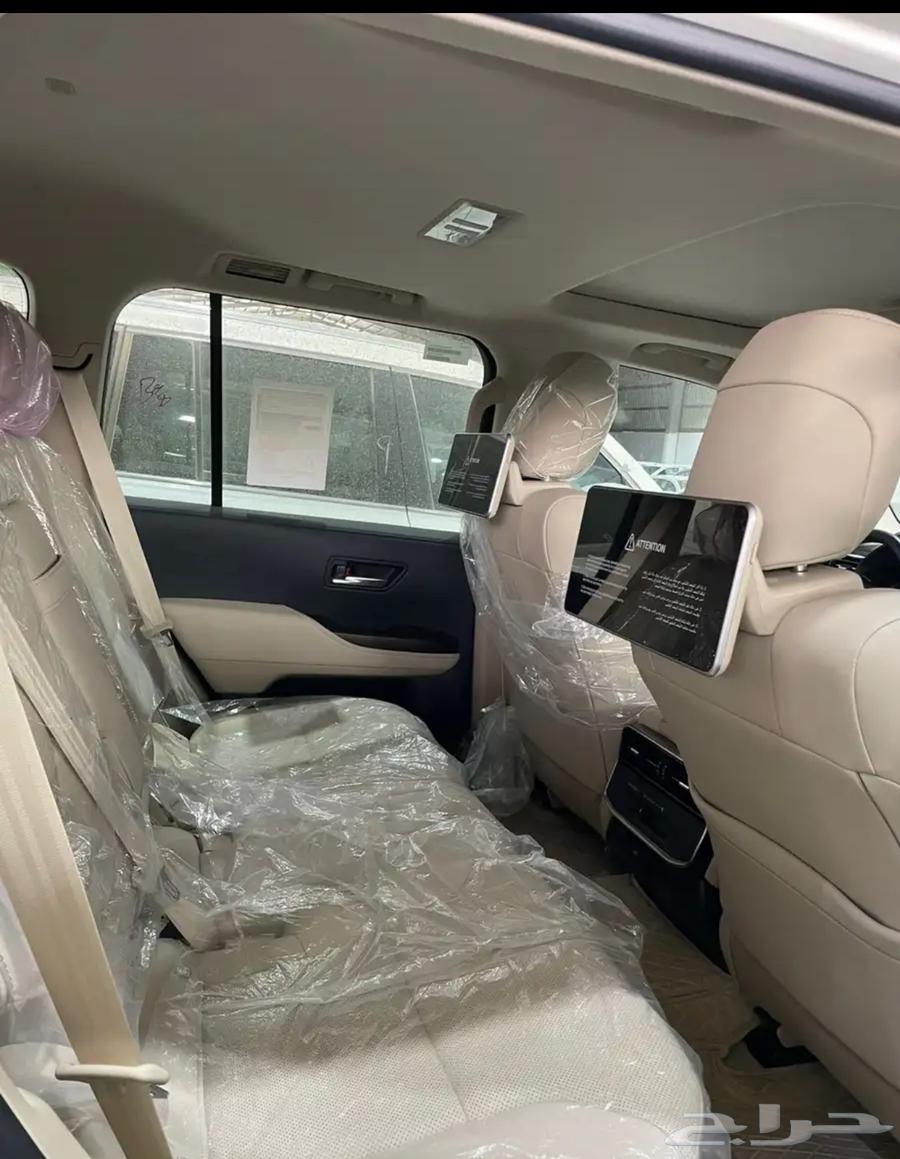 لاند كروزر الموديل 24ال 4 بحالة الوكاله ماشي6000 فقط سعودي64414926999298112