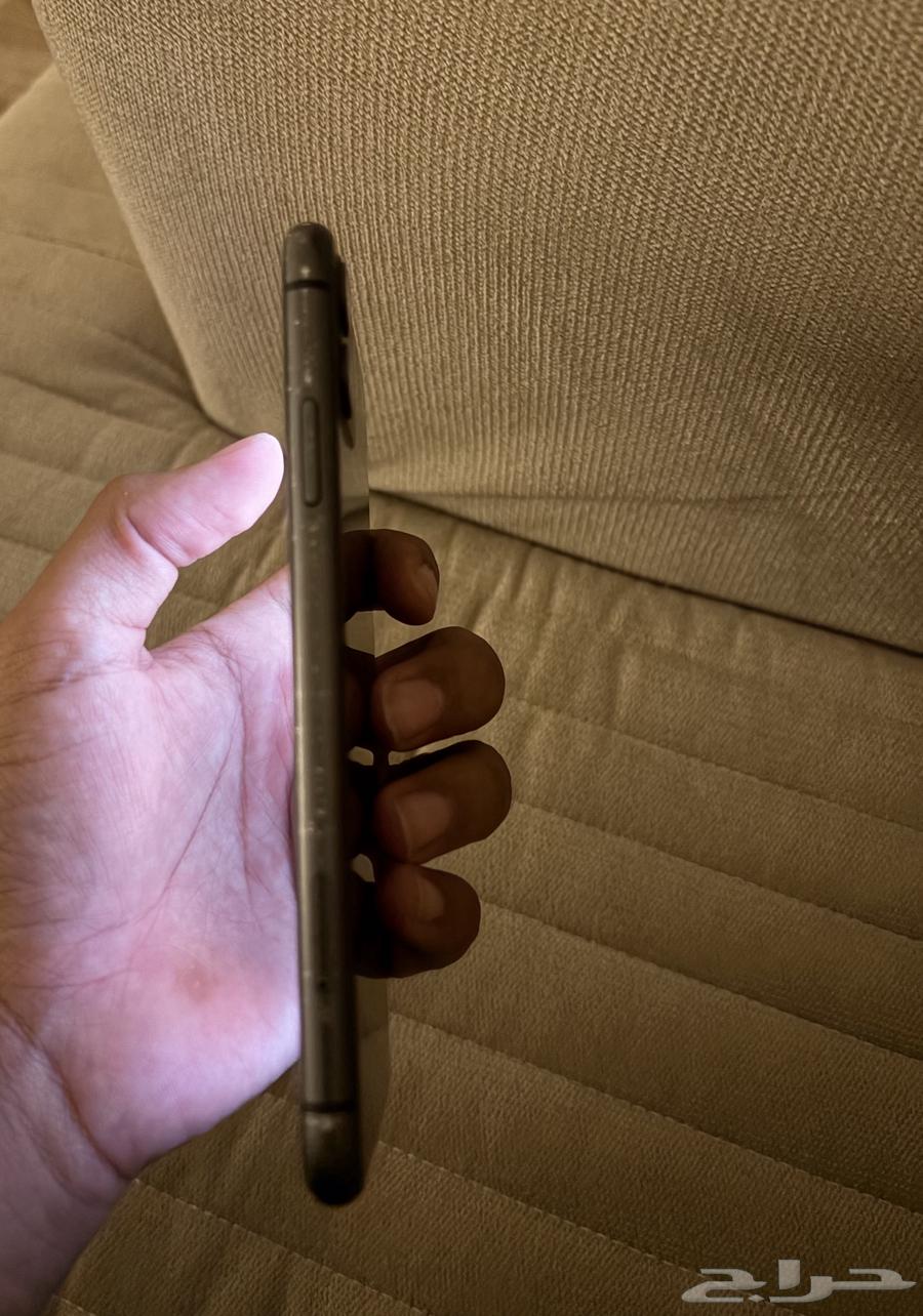 جوال 11 اسود64375082188418113